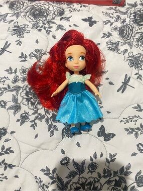 Disney Animators' Collection Ariel Little Mermaid Mini Doll